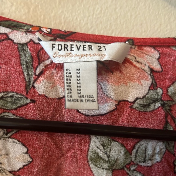 Contemporary Boho Dress - Picture 3 of 3